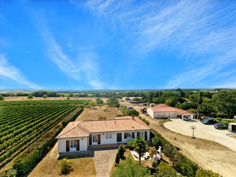 Maison à vendre, 153m², Hiersac
