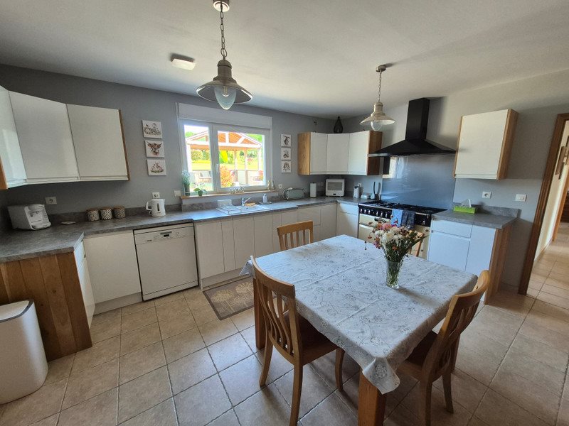 Maison à vendre, 102m², Plougonver