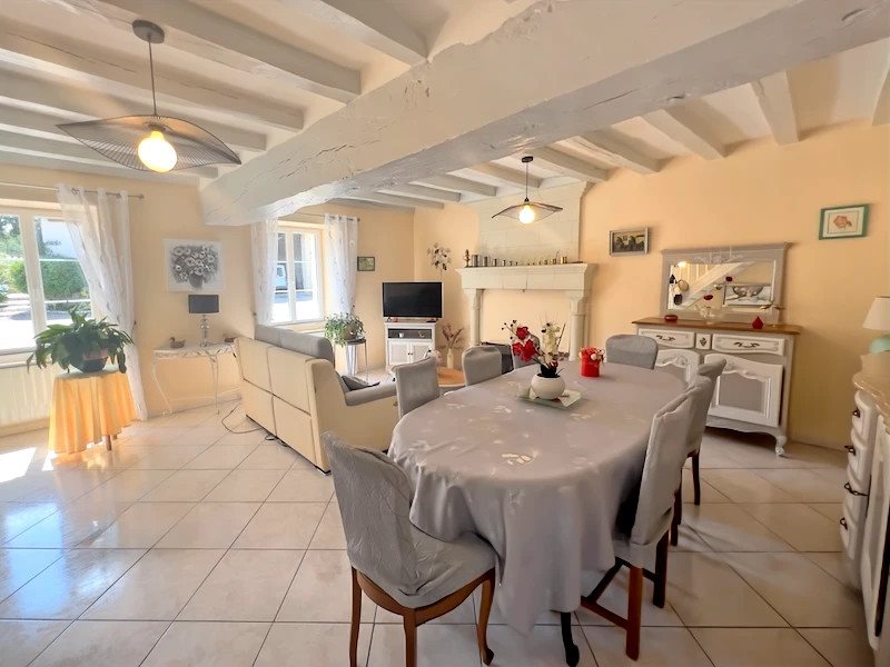 Maison à vendre, 160m², Sammarçolles