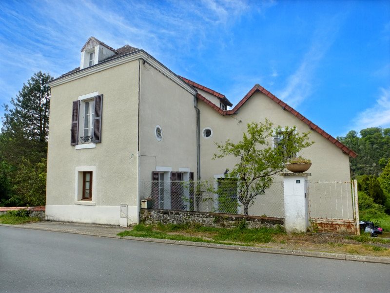 Maison à vendre, 190m², Badecon-le-Pin