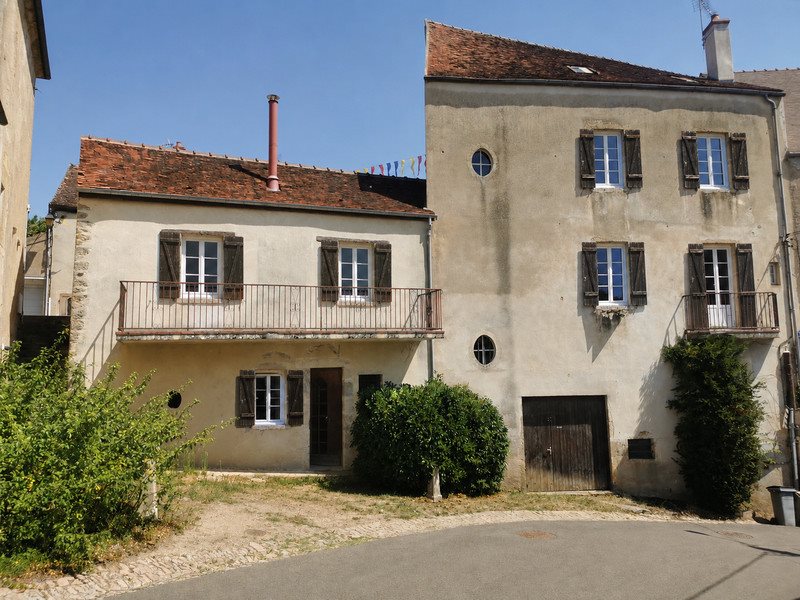 Maison à vendre, 130m², Semur-en-Auxois