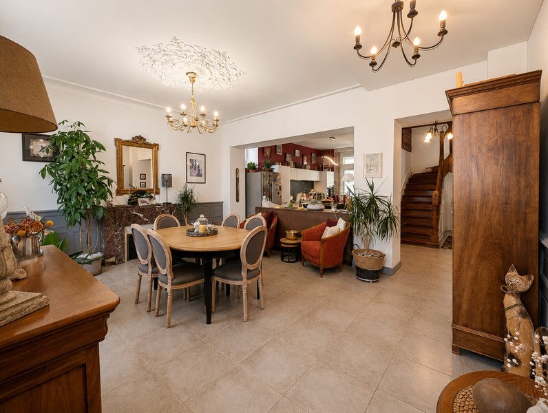 Maison à vendre, 165m², Châlus