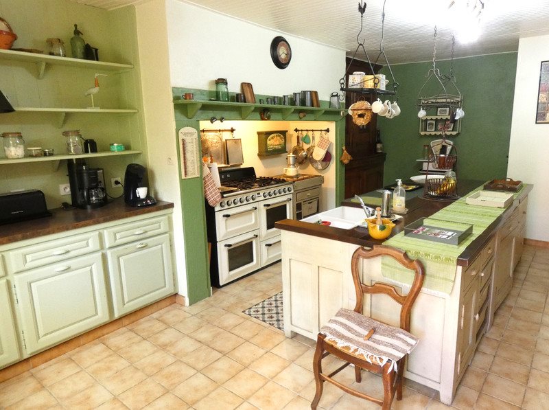 Maison à vendre, 139m², Soursac