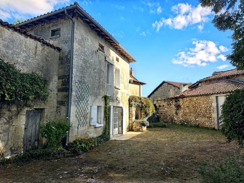 Maison à vendre, 134m², Paussac-et-Saint-Vivien