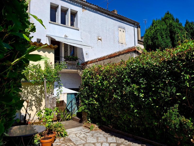 Maison à vendre, 165m², Montbron