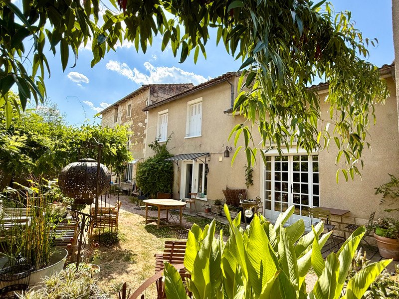 Maison à vendre, 180m², Monts-sur-Guesnes