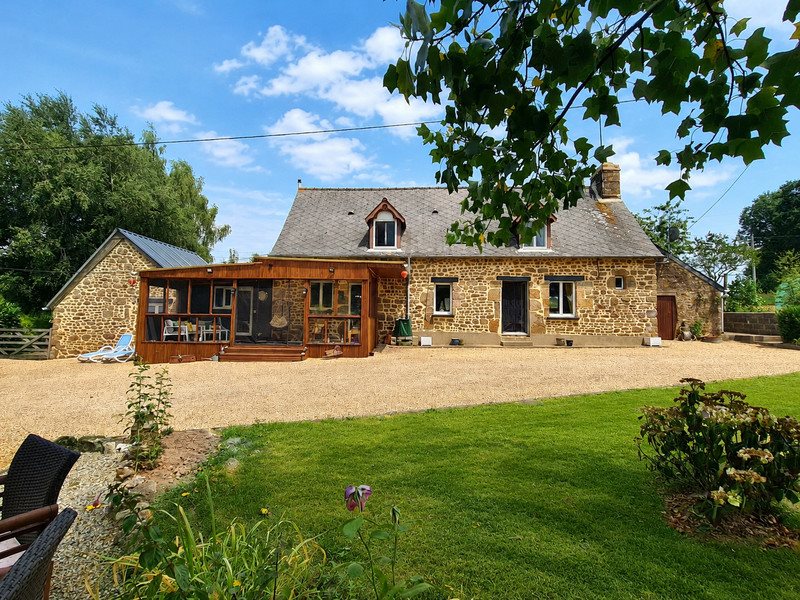 Maison à vendre, 151m², Saint-Berthevin-la-Tannière