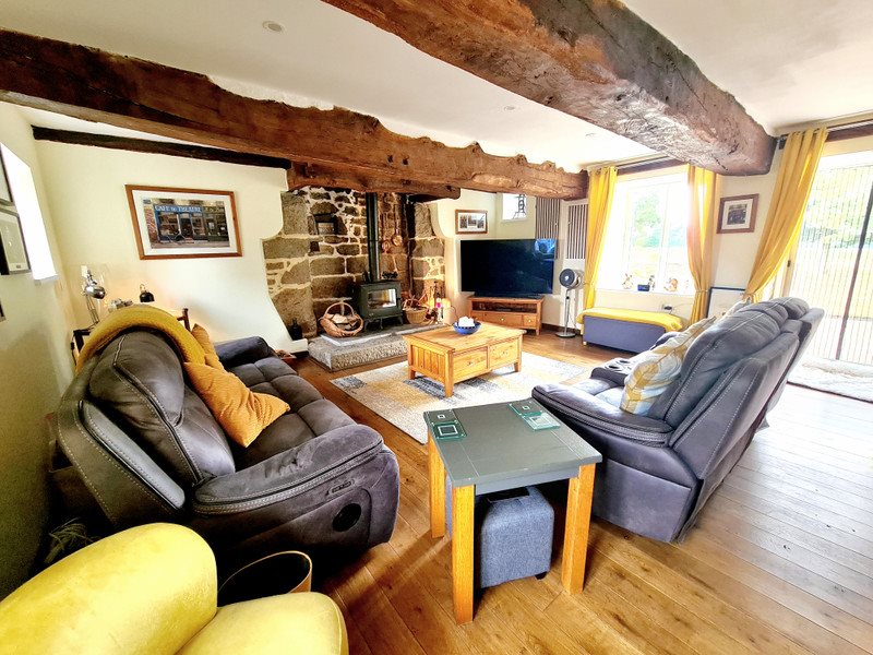 Maison à vendre, 151m², Saint-Berthevin-la-Tannière