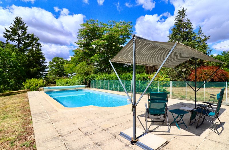 Maison à vendre, 157m², Montbron