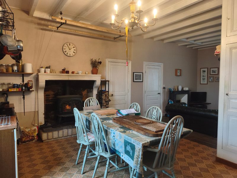 Maison à vendre, 322m², Sommières-du-Clain