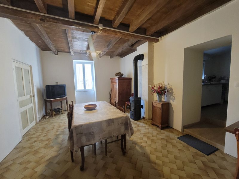 Maison à vendre, 112m², Exideuil-sur-Vienne