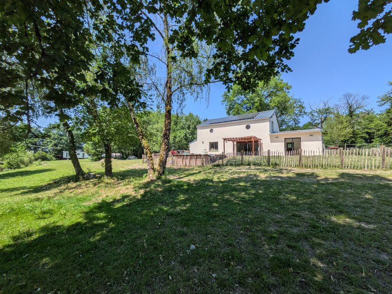 Maison à vendre, 170m², La Geneytouse