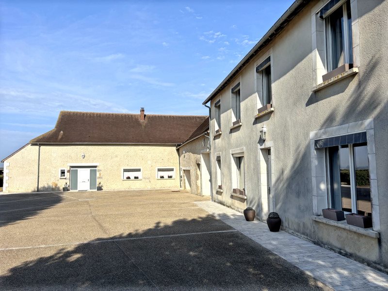 Maison à vendre, 400m², Rouessé-Fontaine