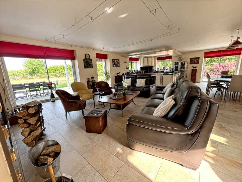 Maison à vendre, 400m², Rouessé-Fontaine