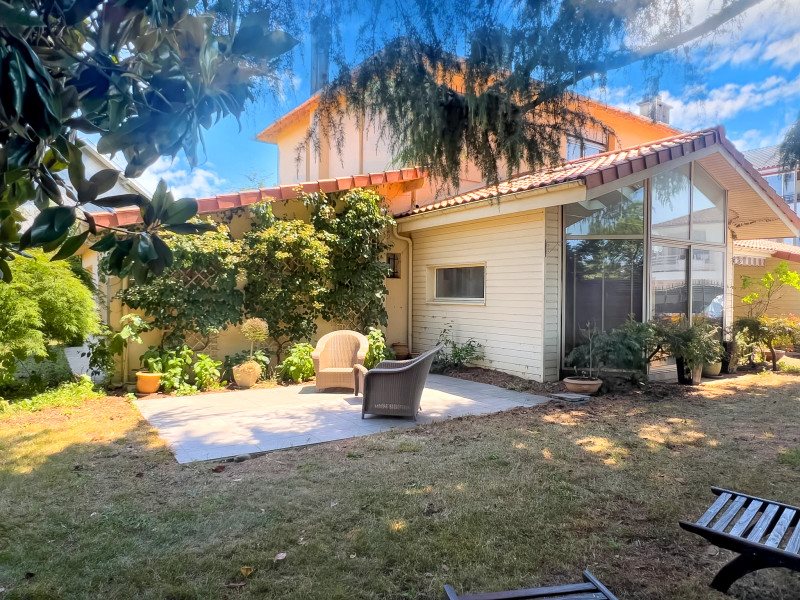 Maison à vendre, 272m², Bizanos