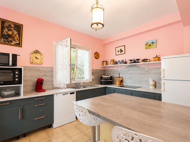 Maison à vendre, 184m², Lussac-les-Eglises