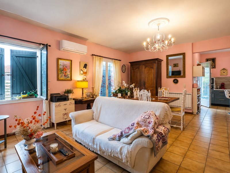 Maison à vendre, 184m², Lussac-les-Eglises