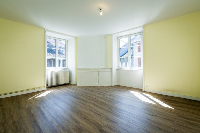 Maison à vendre, 220m², Lubersac