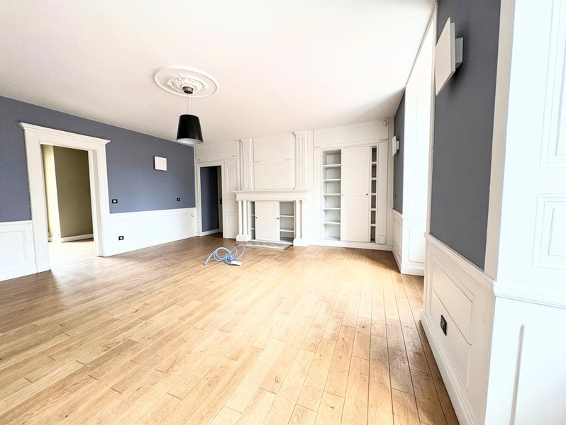 Maison à vendre, 340m², Pierre-Buffière