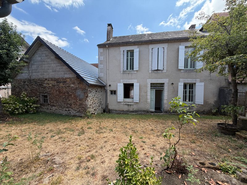 Maison à vendre, 146m², Sarrazac