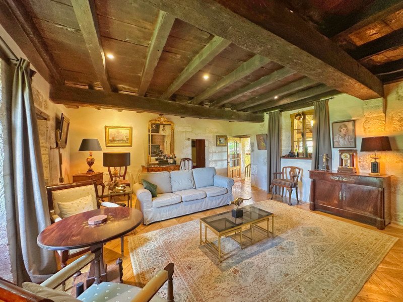 Maison à vendre, 234m², Verteillac