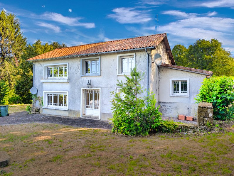 Maison à vendre, 162m², Compreignac