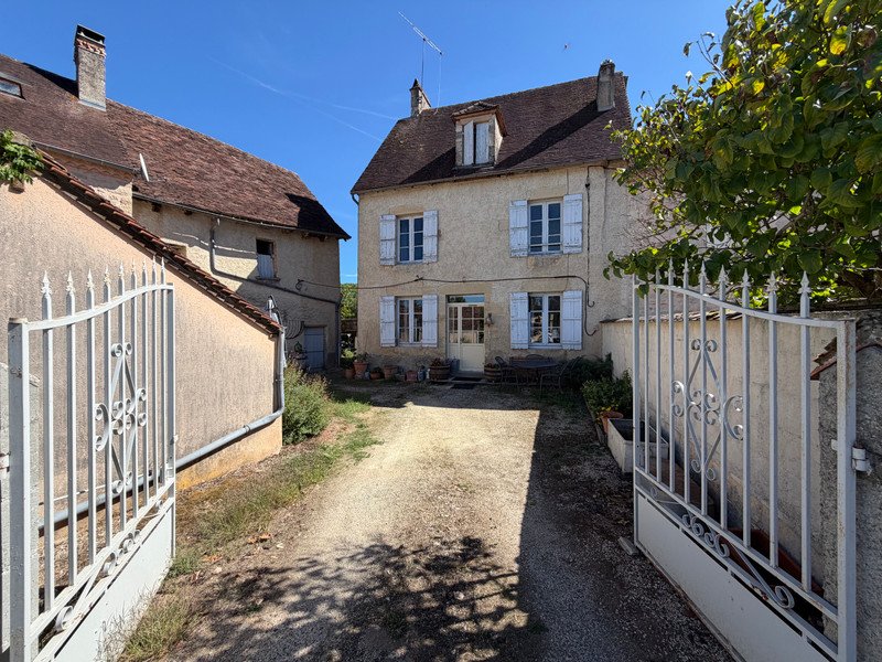 Maison à vendre, 80m², Cherveix-Cubas