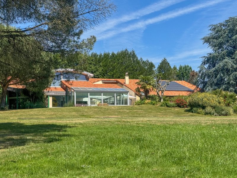 Maison à vendre, 430m², Combrand