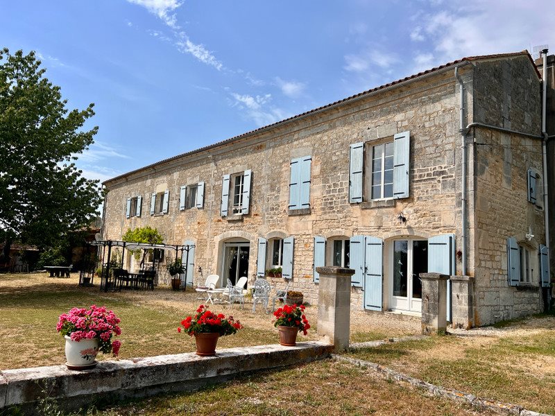 Maison à vendre, 318m², Triac-Lautrait
