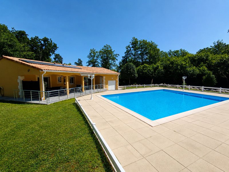 Maison à vendre, 130m², Bassillac