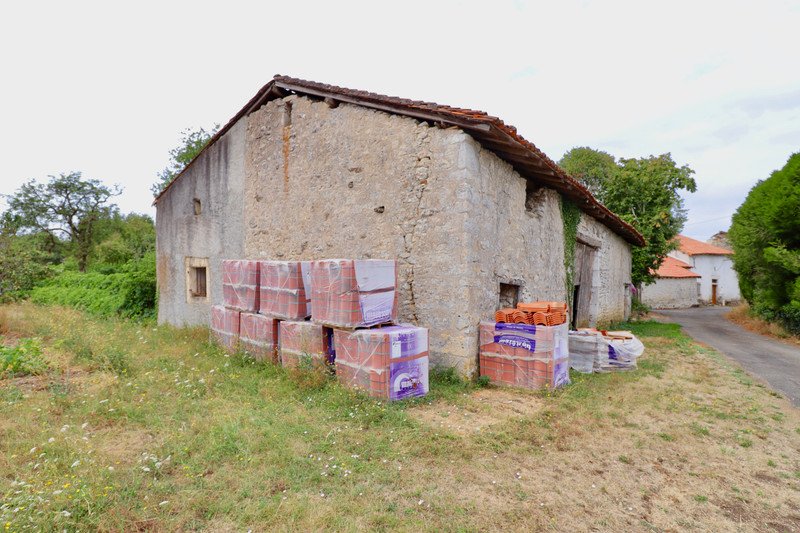Maison à vendre, NaNm², Montbron