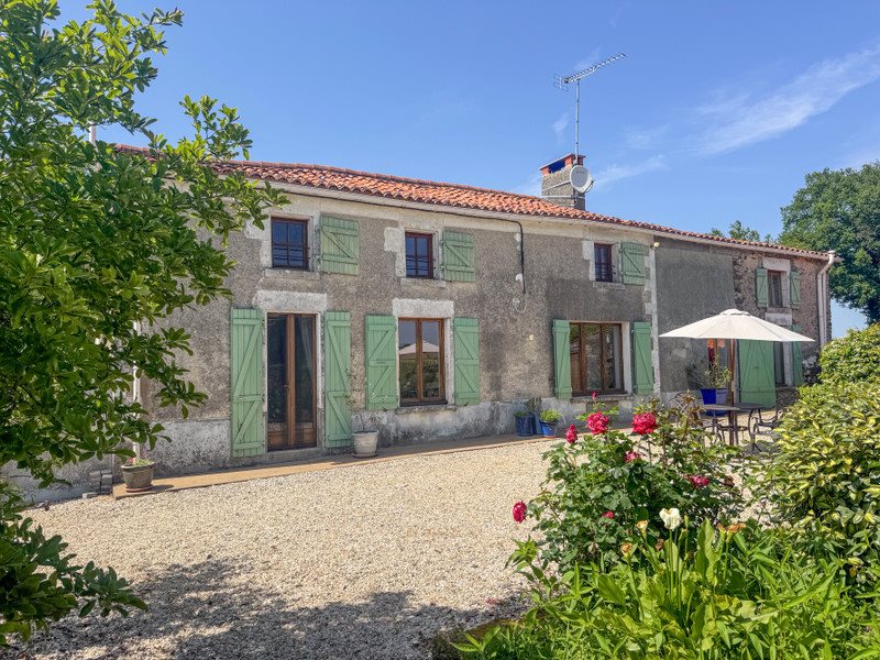 Maison à vendre, 170m², Saint-Maurice-le-Girard