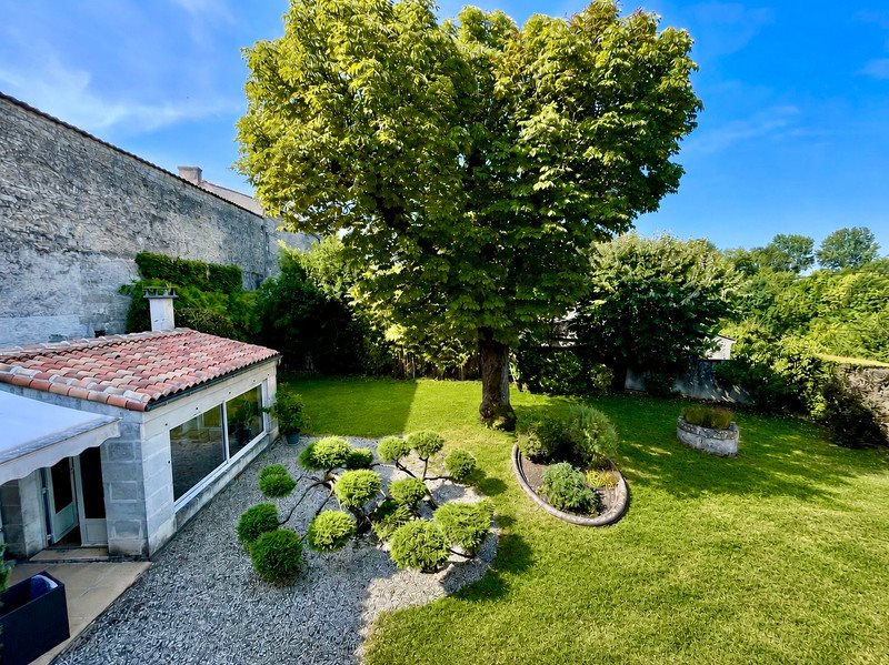 Maison à vendre, 214m², Cognac