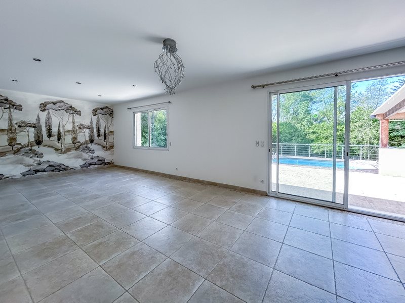 Maison à vendre, 140m², Saint-Pierre-de-Chignac