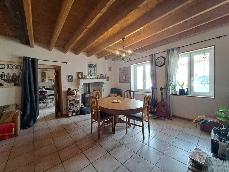 Maison à vendre, 174m², Romazières
