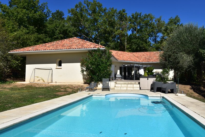 Maison à vendre, 172m², Terrasson-Lavilledieu