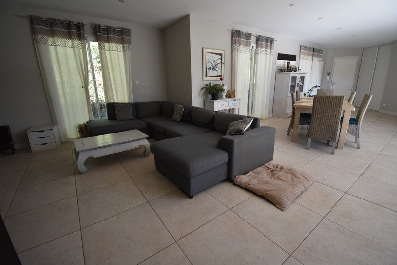 Maison à vendre, 172m², Terrasson-Lavilledieu
