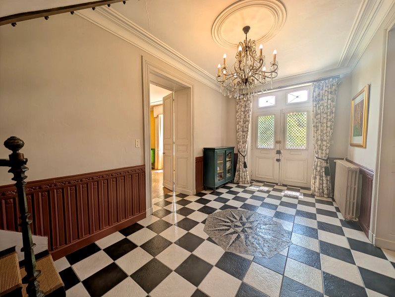 Maison à vendre, 475m², Criteuil-la-Magdeleine