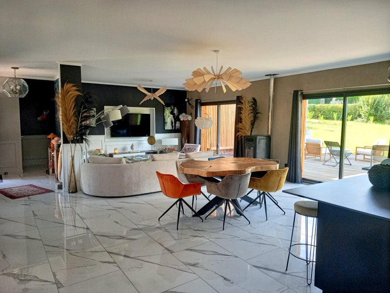 Maison à vendre, 186m², Lagraulière