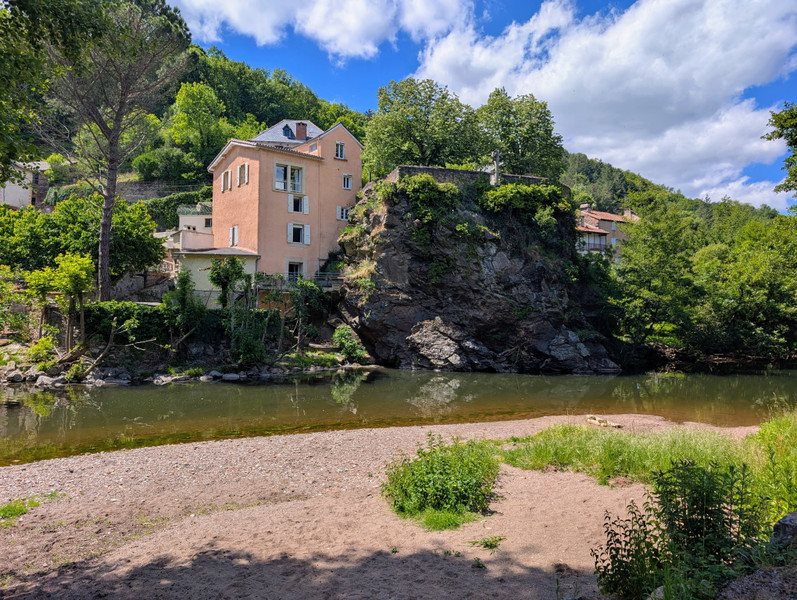 Maison à vendre, 330m², Saint-Sernin-sur-Rance
