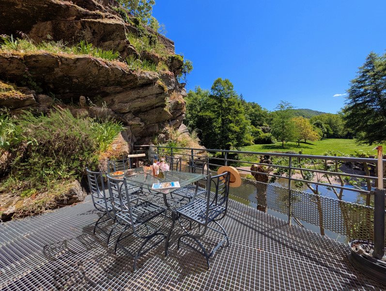 Maison à vendre, 330m², Saint-Sernin-sur-Rance