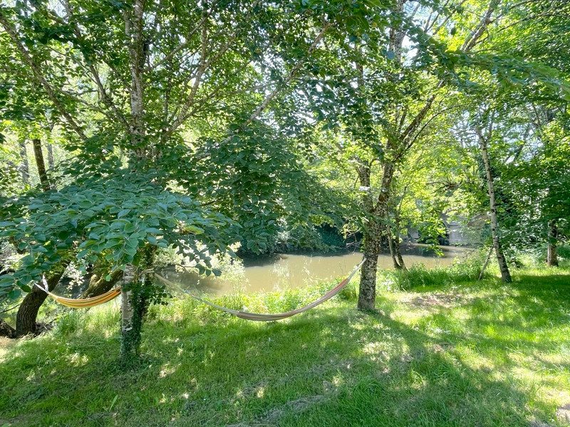 Maison à vendre, 162m², Cubjac-Auvézère-Val d'Ans
