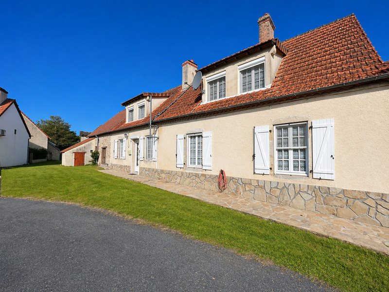 Maison à vendre, 130m², Verneuil-Moustiers