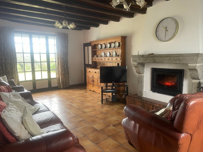 Maison à vendre, 130m², Verneuil-Moustiers