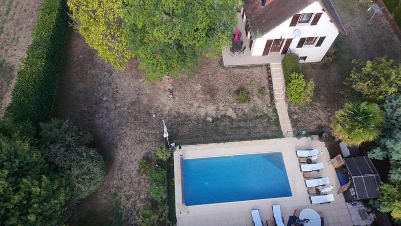 Maison à vendre, 161m², Saint-Saud-Lacoussière
