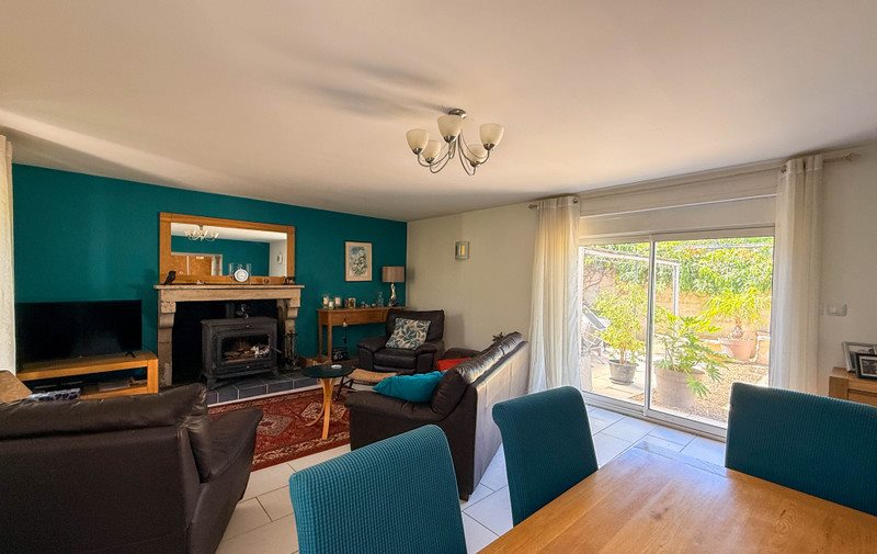 Maison à vendre, 185m², Saint-Mandé-sur-Brédoire