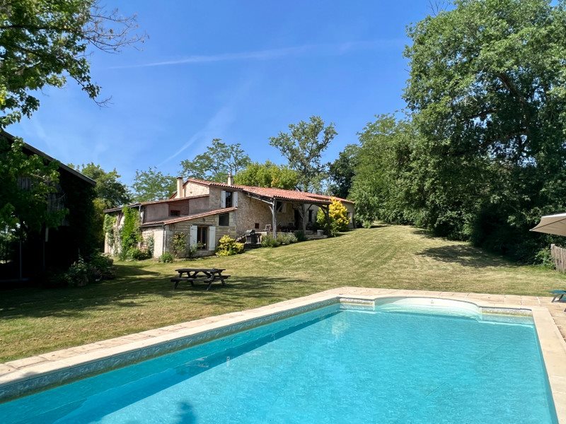 Maison à vendre, 250m², Pessac-sur-Dordogne