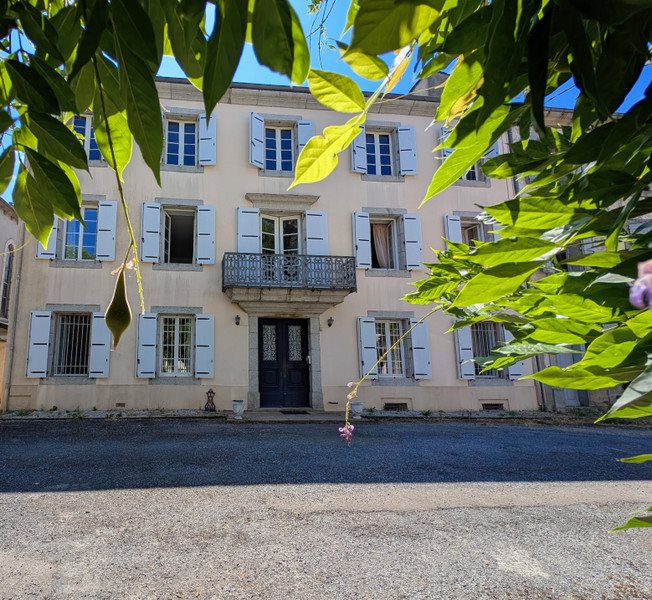 Maison à vendre, 354m², Brassac