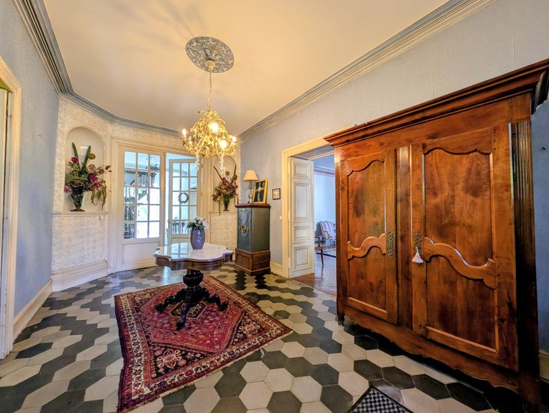 Maison à vendre, 354m², Brassac