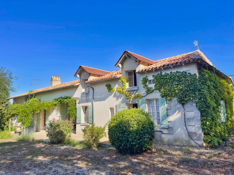 Maison à vendre, 204m², Saint-Aulaye